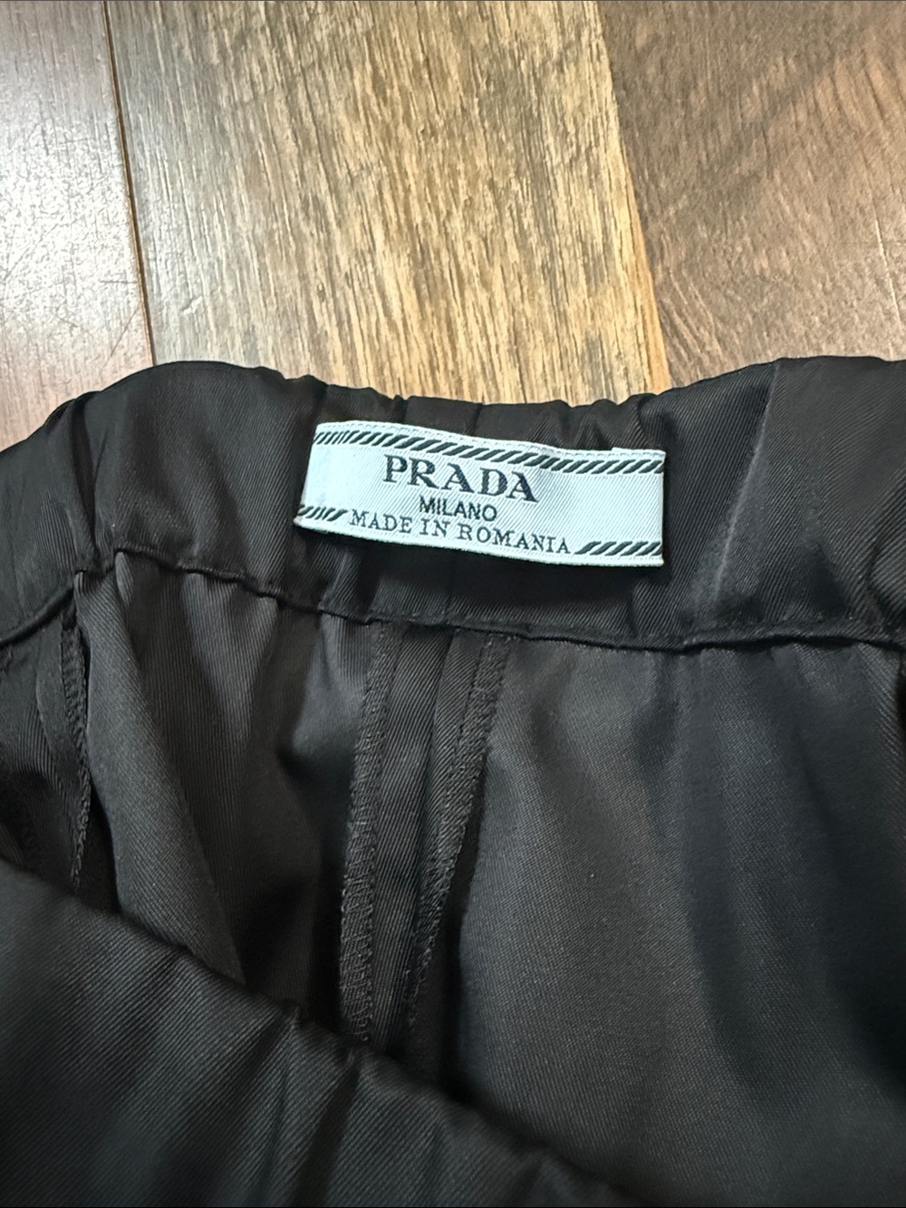 Prada Re-Nylon Black Jogger Pants Triangle Logo Size IT 42 Authentic - Picture 2 of 15